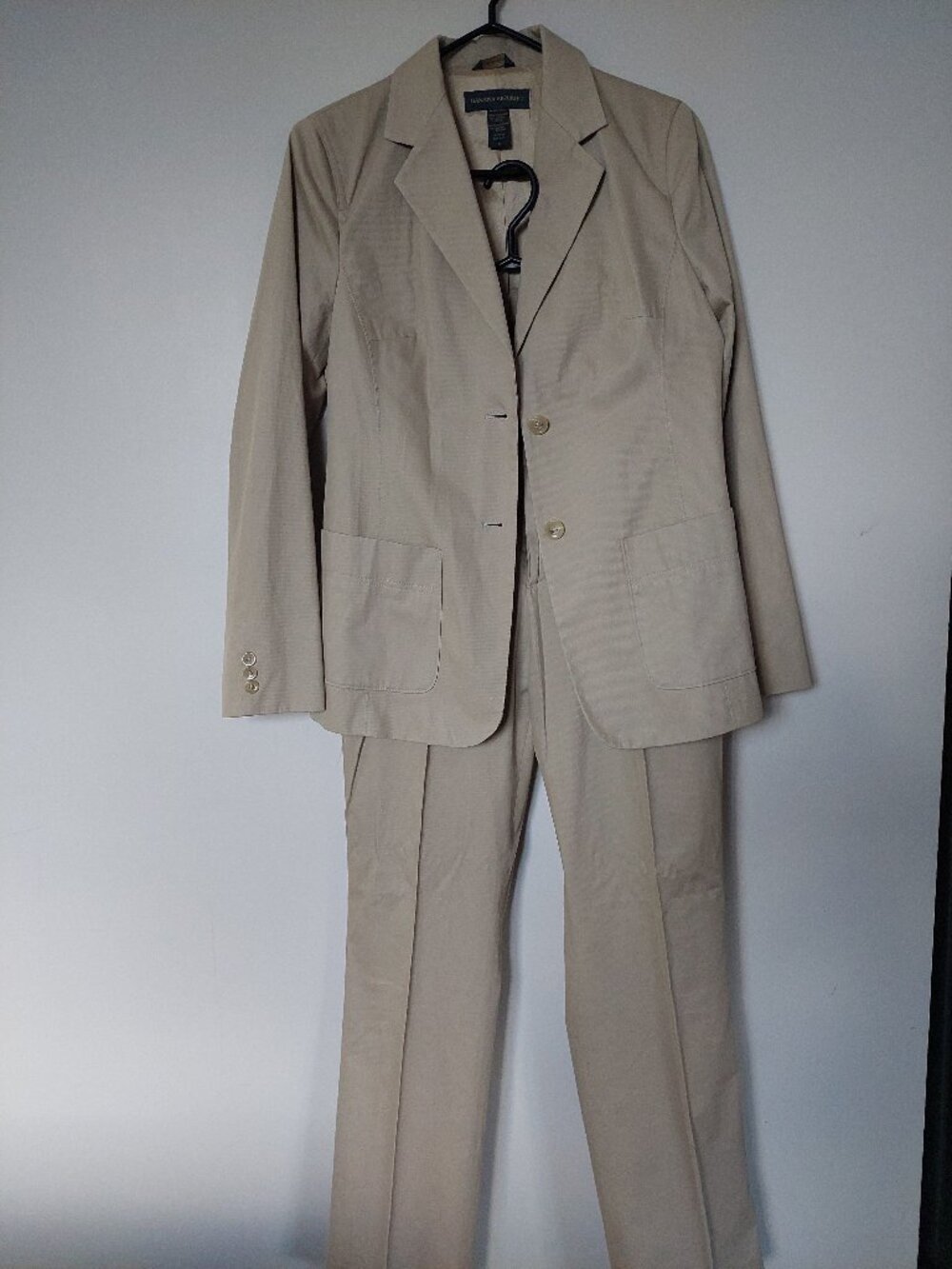 Banana Republic Women's Size 8 Pants Blazer Suit Made in Italy 100% cotton